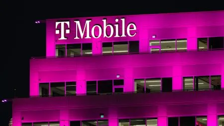 Medien: Telekom prüft laut Berichten Fusion mit US-Tochter T-Mobile