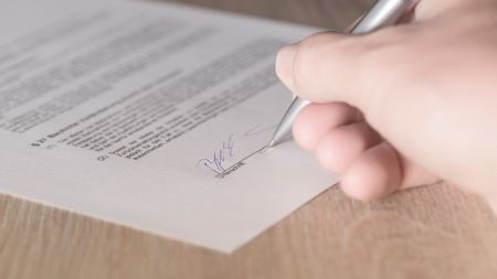 Urteil gegen 1&1: Kunden dürfen SIM-Karte in Modem stecken