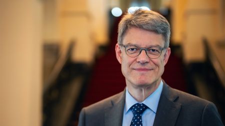 Tankrabatt: Minister Schnieder schließt Verlängerung nicht aus