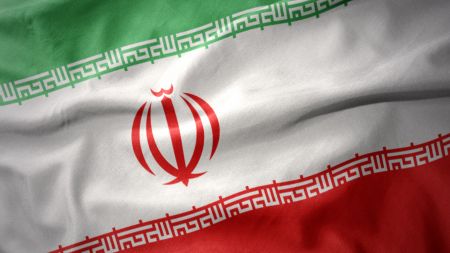 Kritik an historischer Internetsperre: Irans Präsidialamt verteidigt Blockade