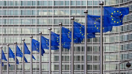 Weckruf aus der Industrie: Tech-Riesen fordern Kurskorrektur der EU-KI-Politik