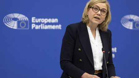 Altersverifikation: EU-Kommission verlangt von Mitgliedstaaten konkrete Pläne